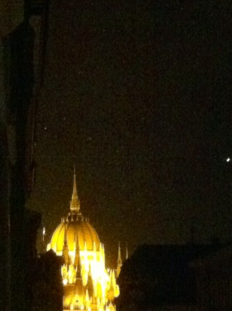 foto-4-4 diese Leuchtpunkte müssen angestrahlte Vögel sein, oder?